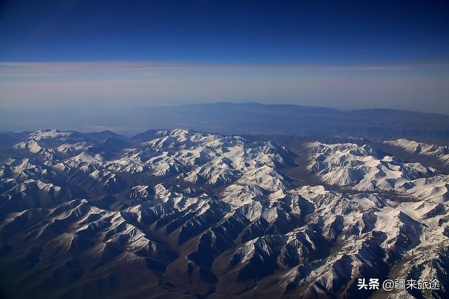 新疆号称三山夹两盆三山指什么两盆指什么（新疆三山夹两盆三山指什么）(图8)