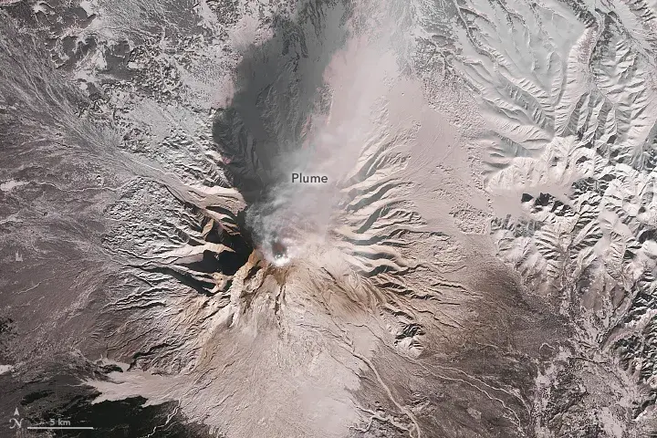 勘察加半岛火山形成原因（世界上火山最集中的地方）(图13)