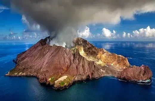 勘察加半岛火山形成原因（世界上火山最集中的地方）(图22)