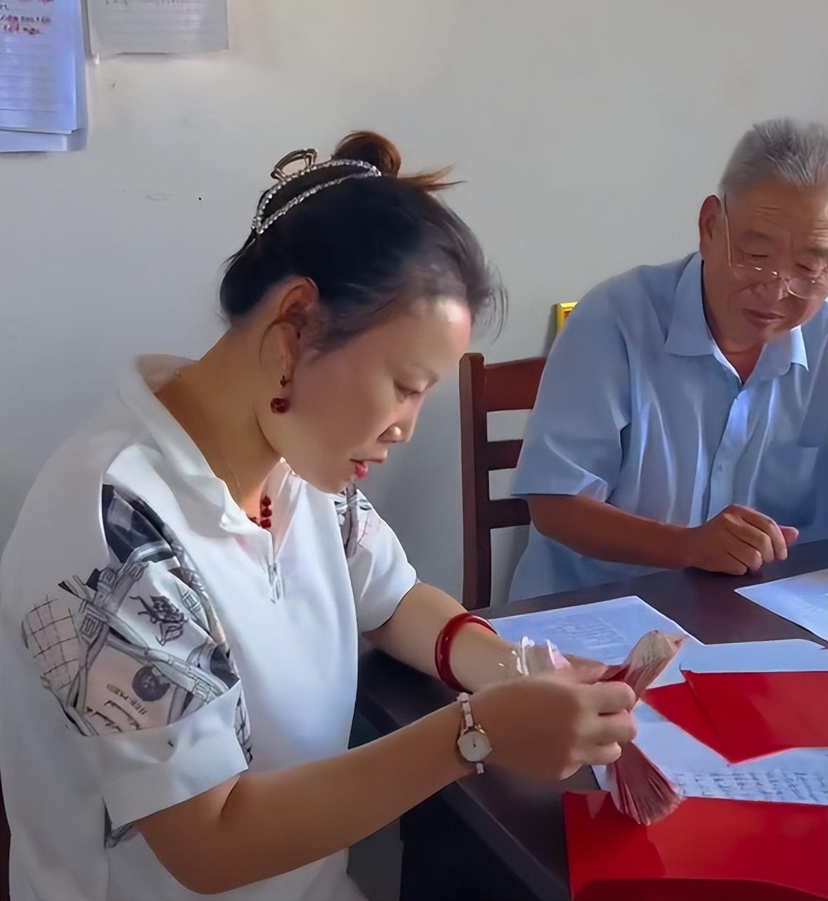 草根歌手草帽姐现在干啥（草帽姐个人资料简历介绍）(图4)