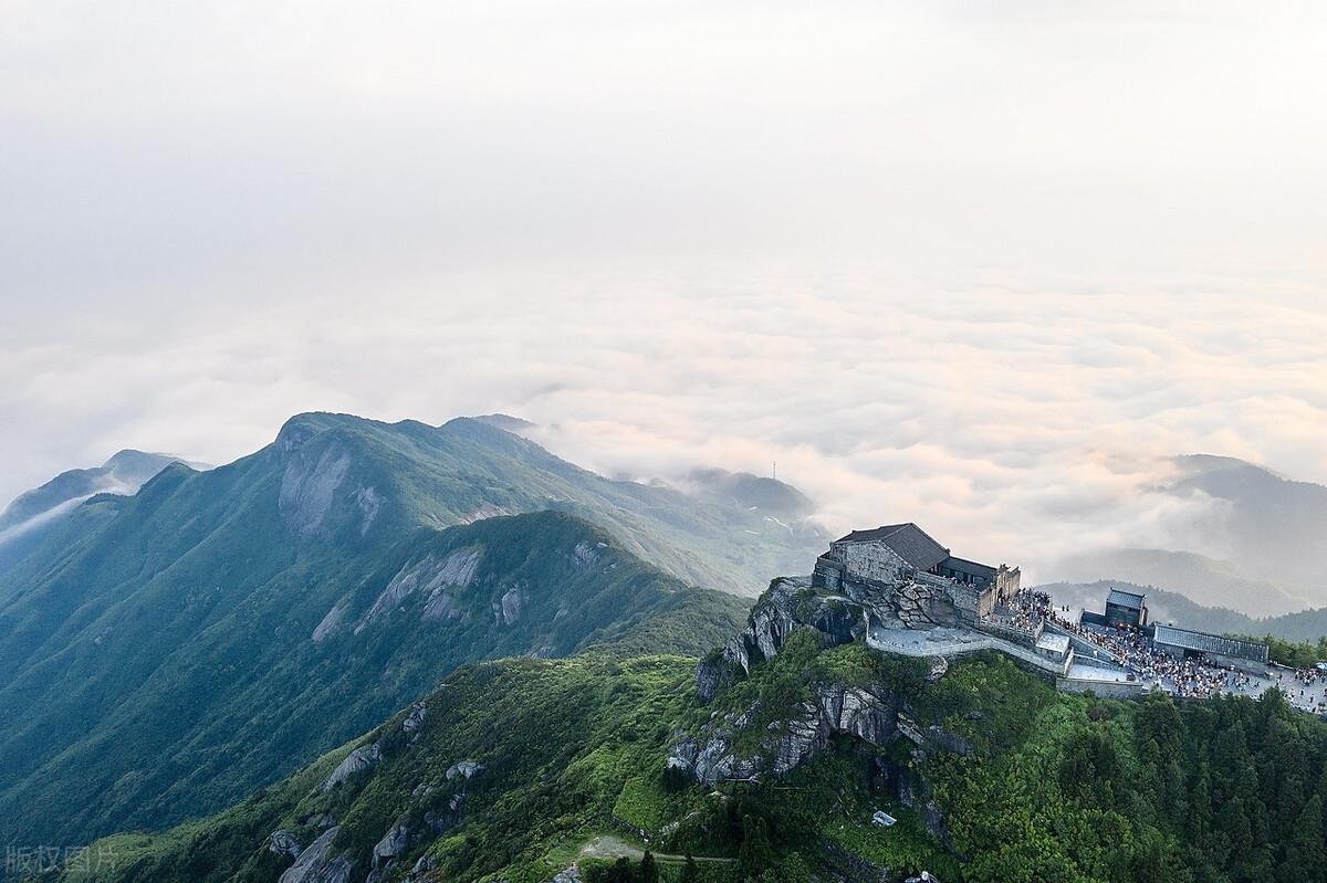 湖南及周边旅游（湖南周围的旅游景点推荐）(图2)