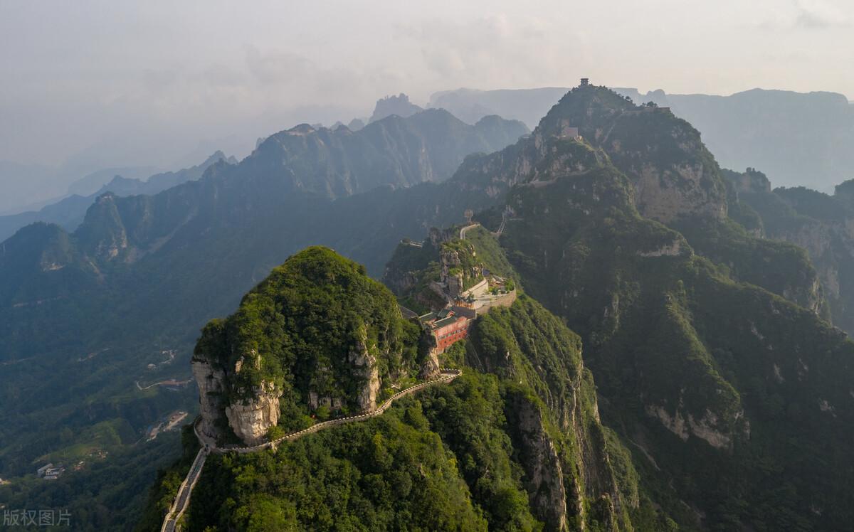 汉源县轿顶山风景区（轿顶山景区在哪里）