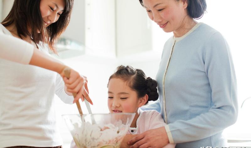 婆婆强势又厉害怎么相处（一个强势的婆婆有什么弱点）(图4)