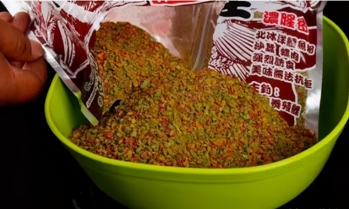 螺鲤饵料怎么用视频（螺鲤怎么开饵效果好）(图2)