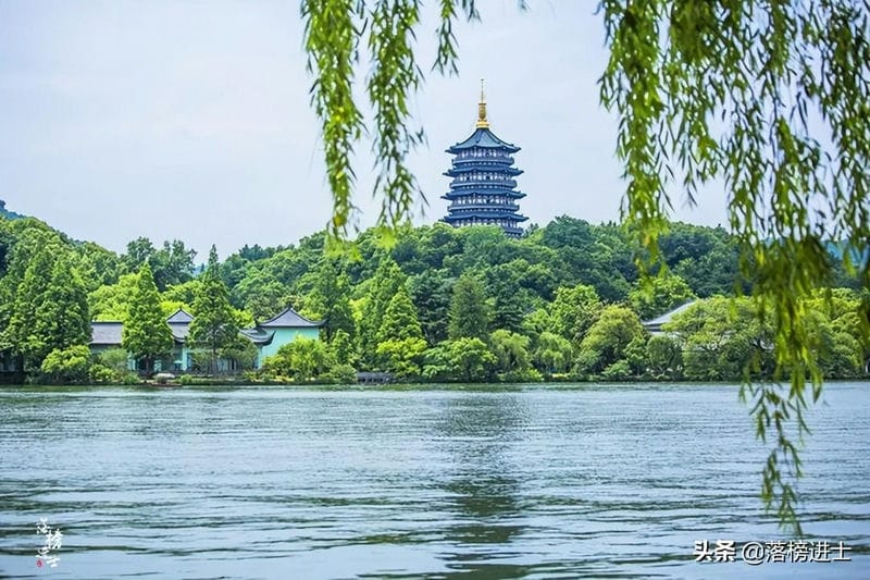 老年人旅游适合去哪里70多岁（国内哪里适合70岁老人旅游的地方）(图4)