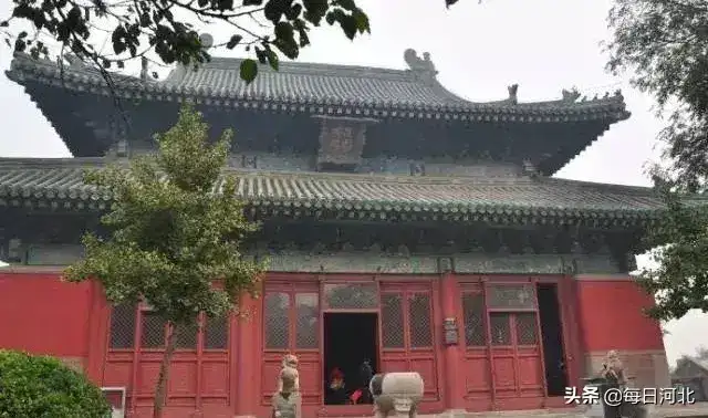 隆兴寺 毗卢佛（毗卢是什么意思解释）(图1)