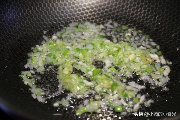 大肉包子蒸多久（肉包子一般蒸多长时间最合适）(图8)