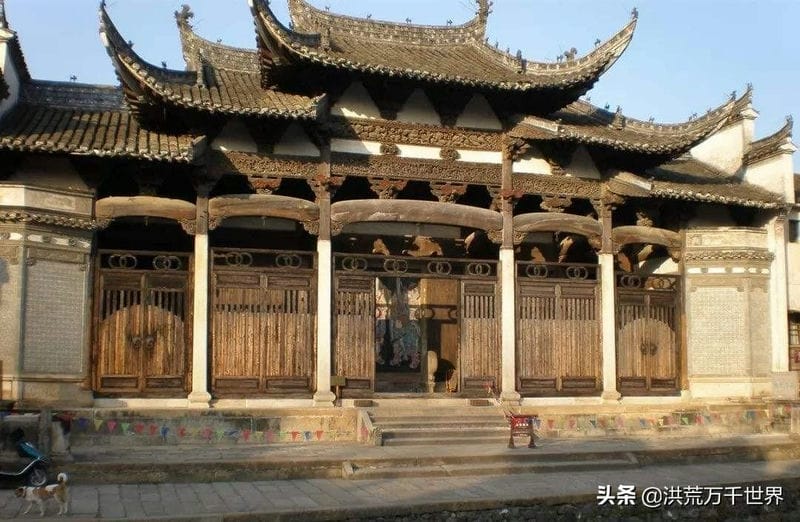 徽派建筑青瓦白墙马头墙是什么讲究（徽派建筑的四大特点顺口溜）(图6)