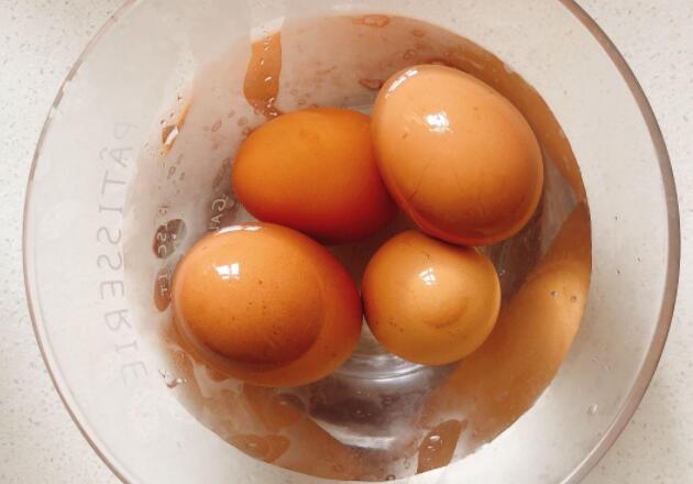 鹌鹑蛋和鸡蛋营养